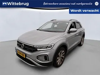 Volkswagen T-Roc (2022) — foto 1