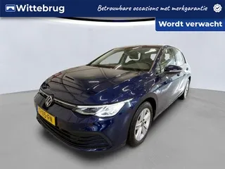Volkswagen Golf (2023) — foto 1