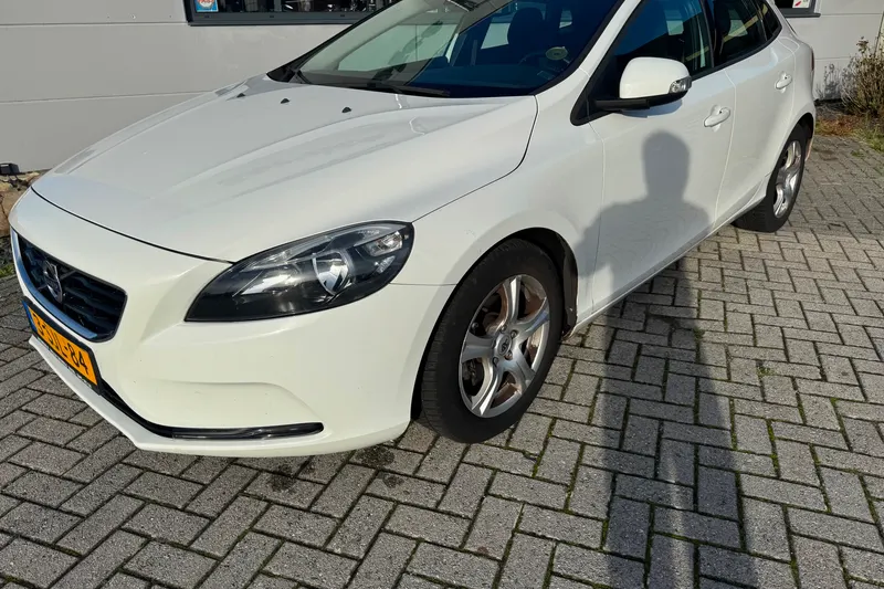 Volvo V40 (2013)