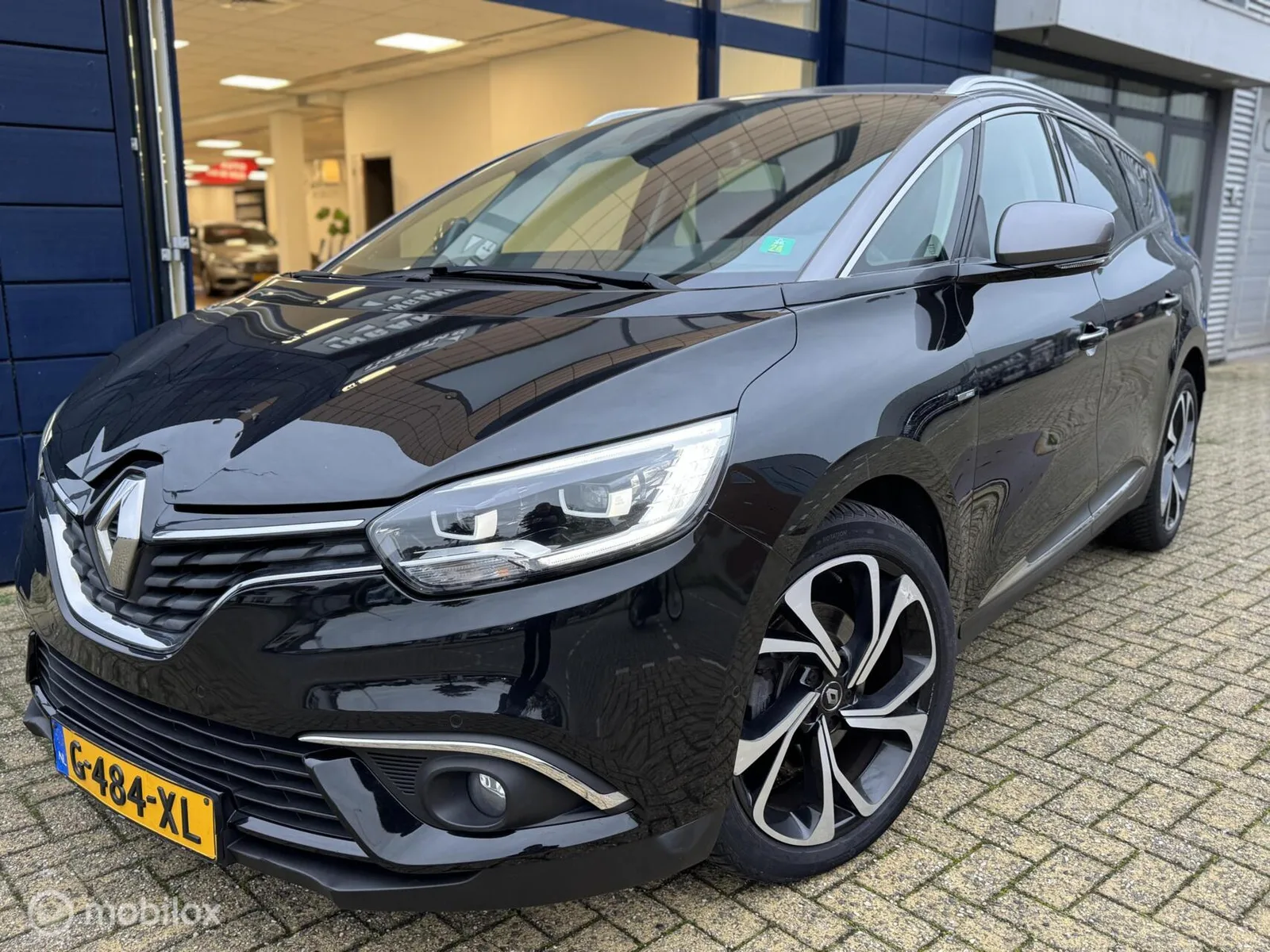 Renault Grand Scénic (2017) — foto 1