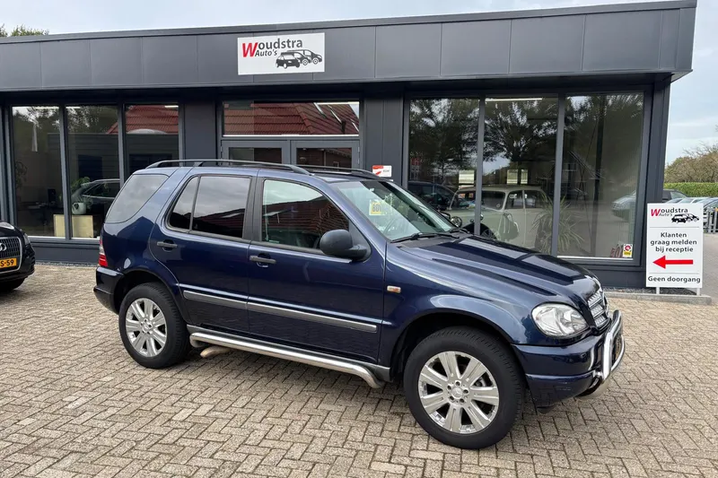 Mercedes-Benz M-Klasse (2000)
