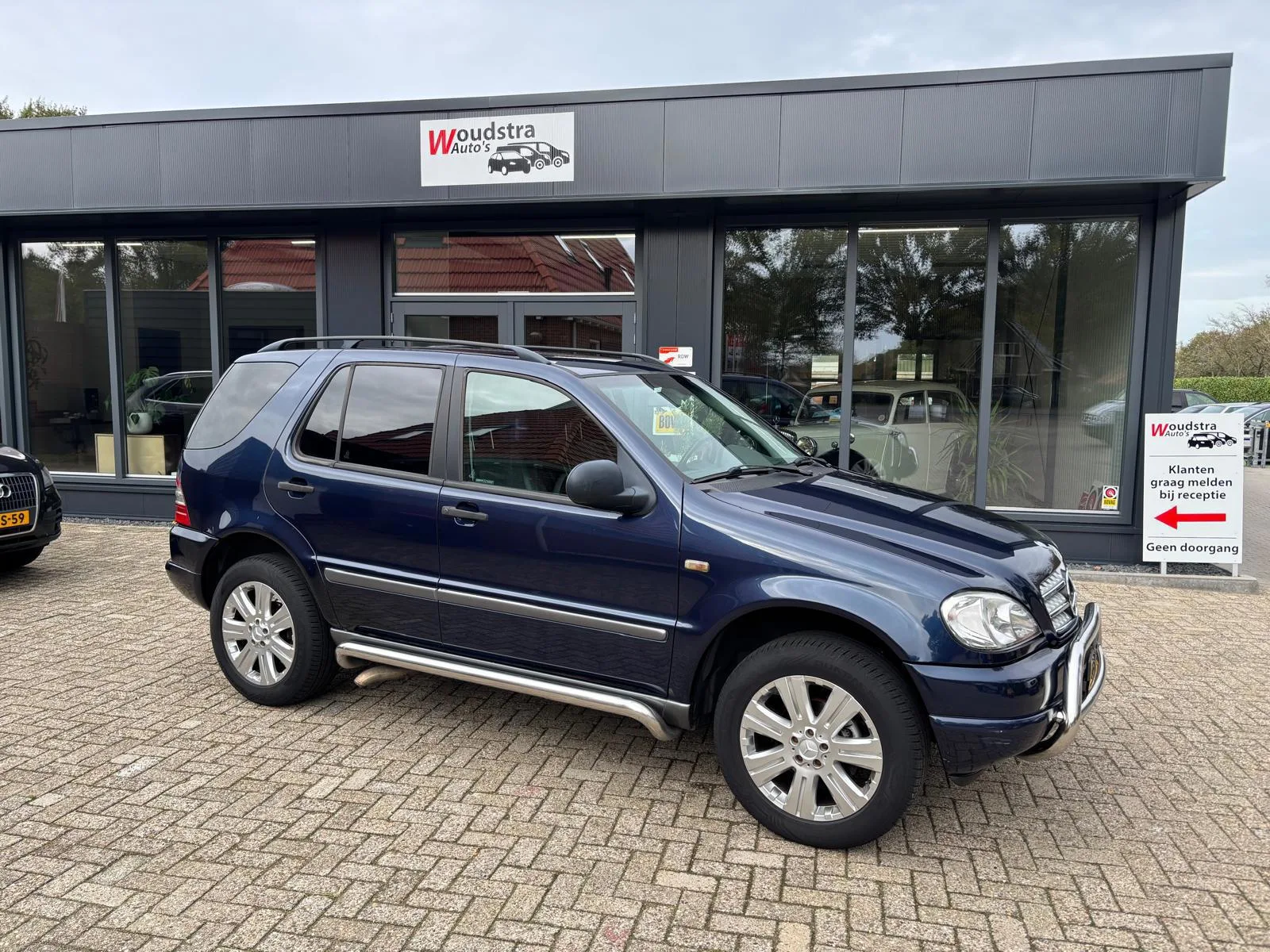Mercedes-Benz M-Klasse (2000) — foto 1
