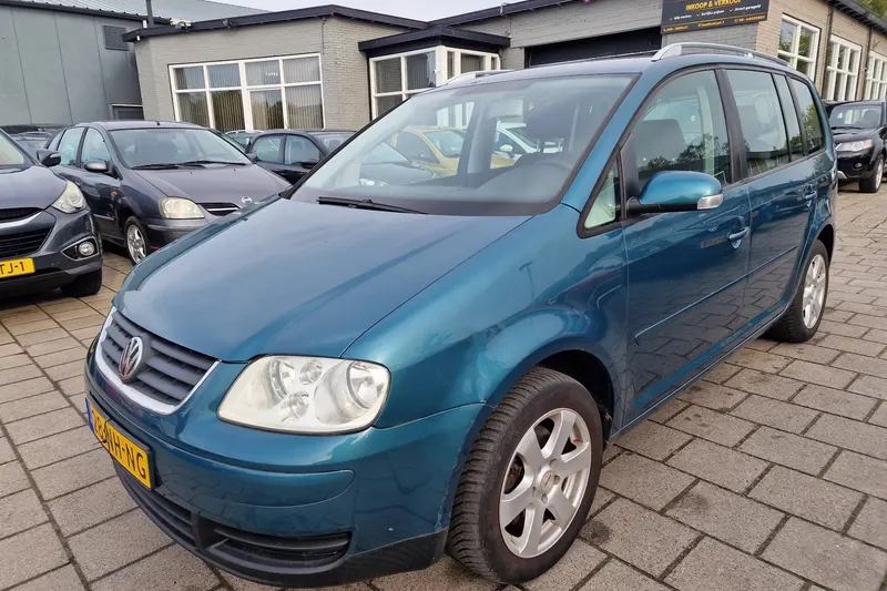 Volkswagen Touran (2003)