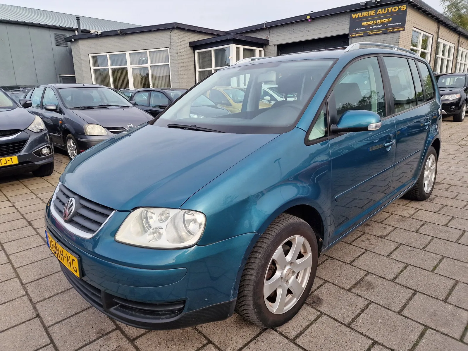 Volkswagen Touran (2003) — foto 1