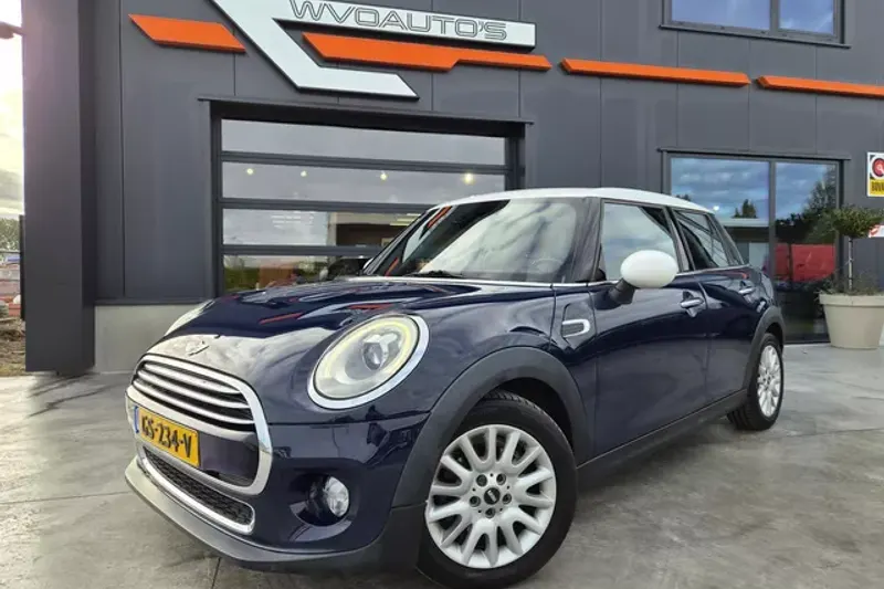 MINI Cooper (2015)
