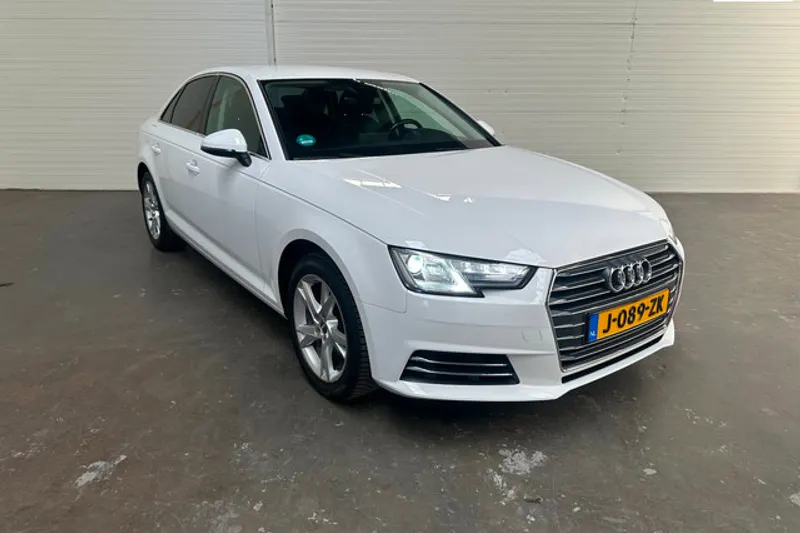 Audi A4 (2015)