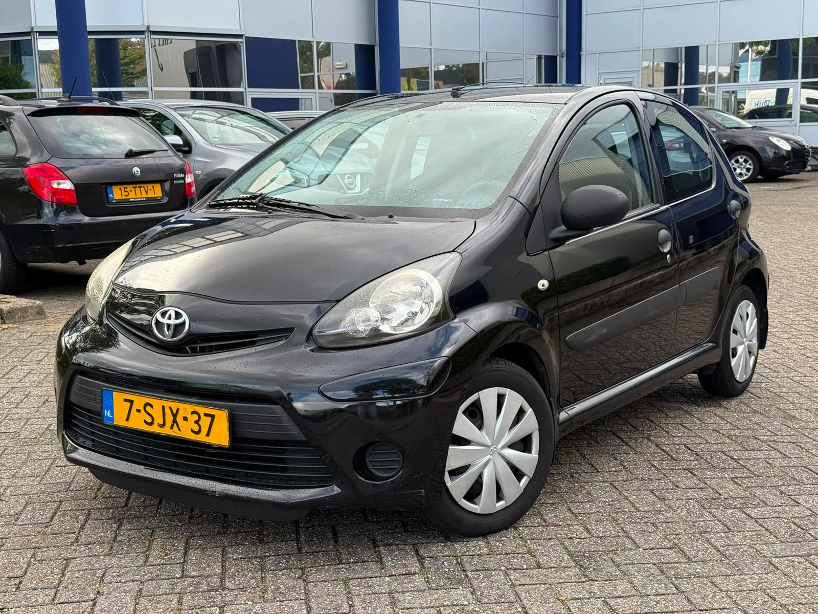 Toyota Aygo (2013) — foto 1