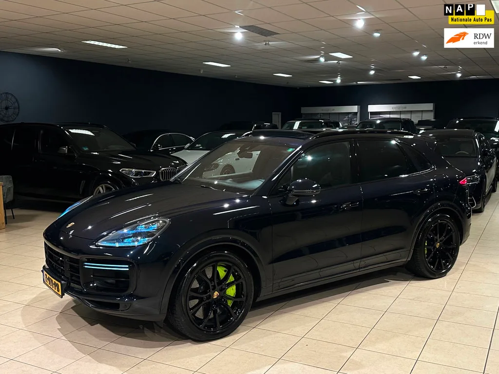 Porsche Cayenne (2021) — foto 1