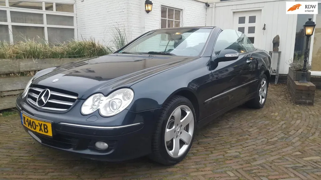 Mercedes-Benz CLK-Klasse (2005) — foto 1