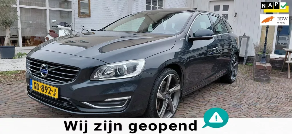 Volvo V60 (2015) — foto 1