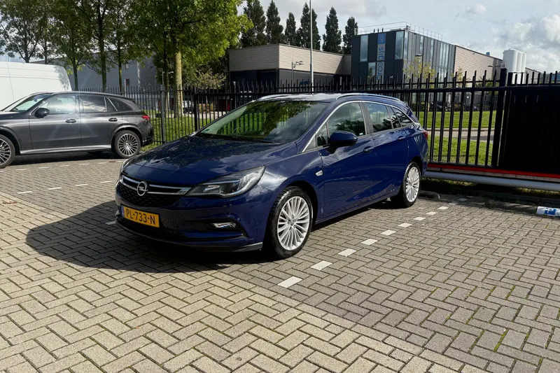 Opel Astra (2017)