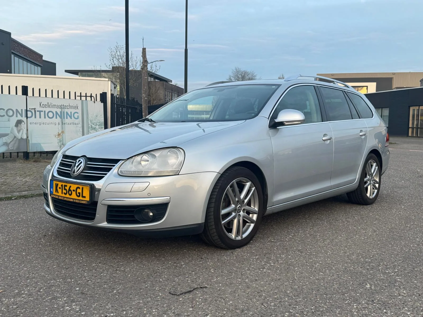 Volkswagen Golf (2010) — foto 1