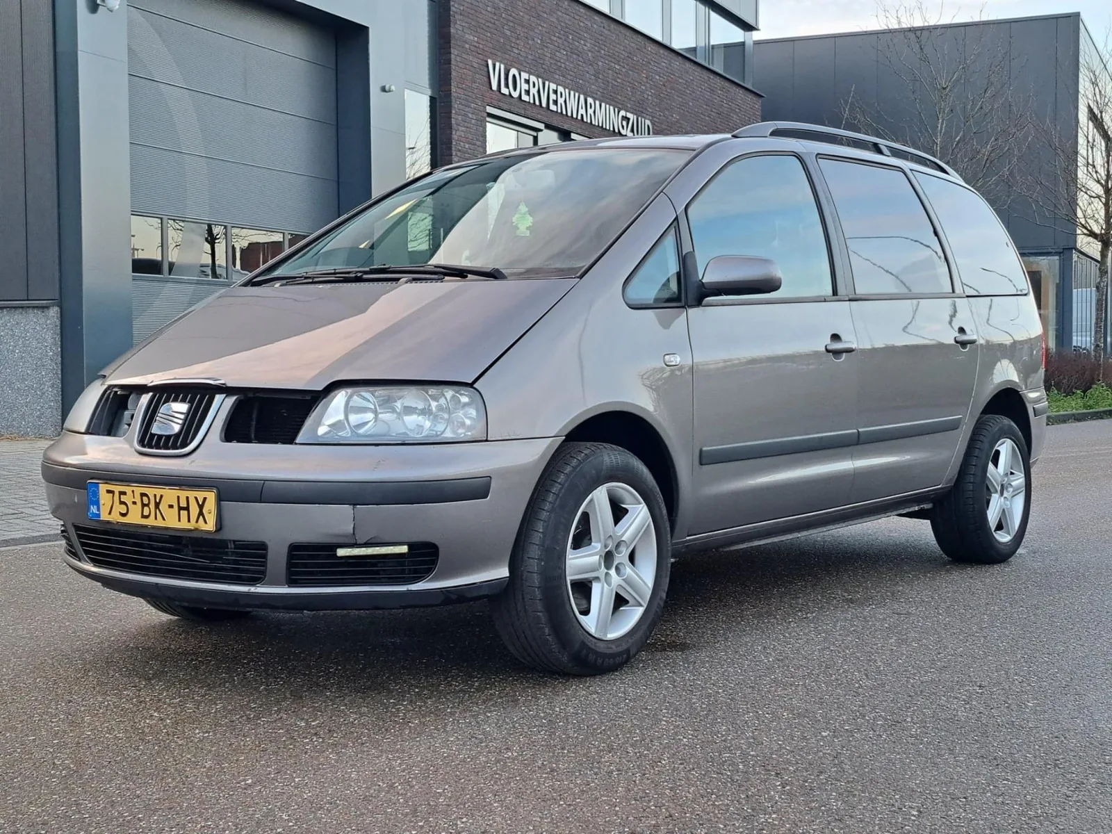 SEAT Alhambra (2003) — foto 1