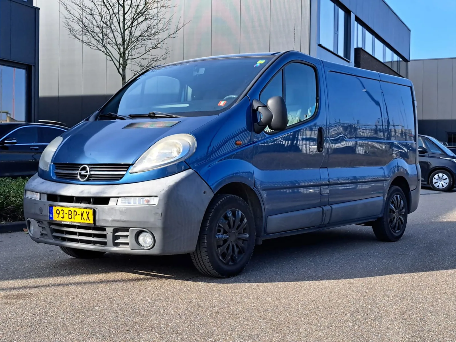 Opel Vivaro (2004) — foto 1