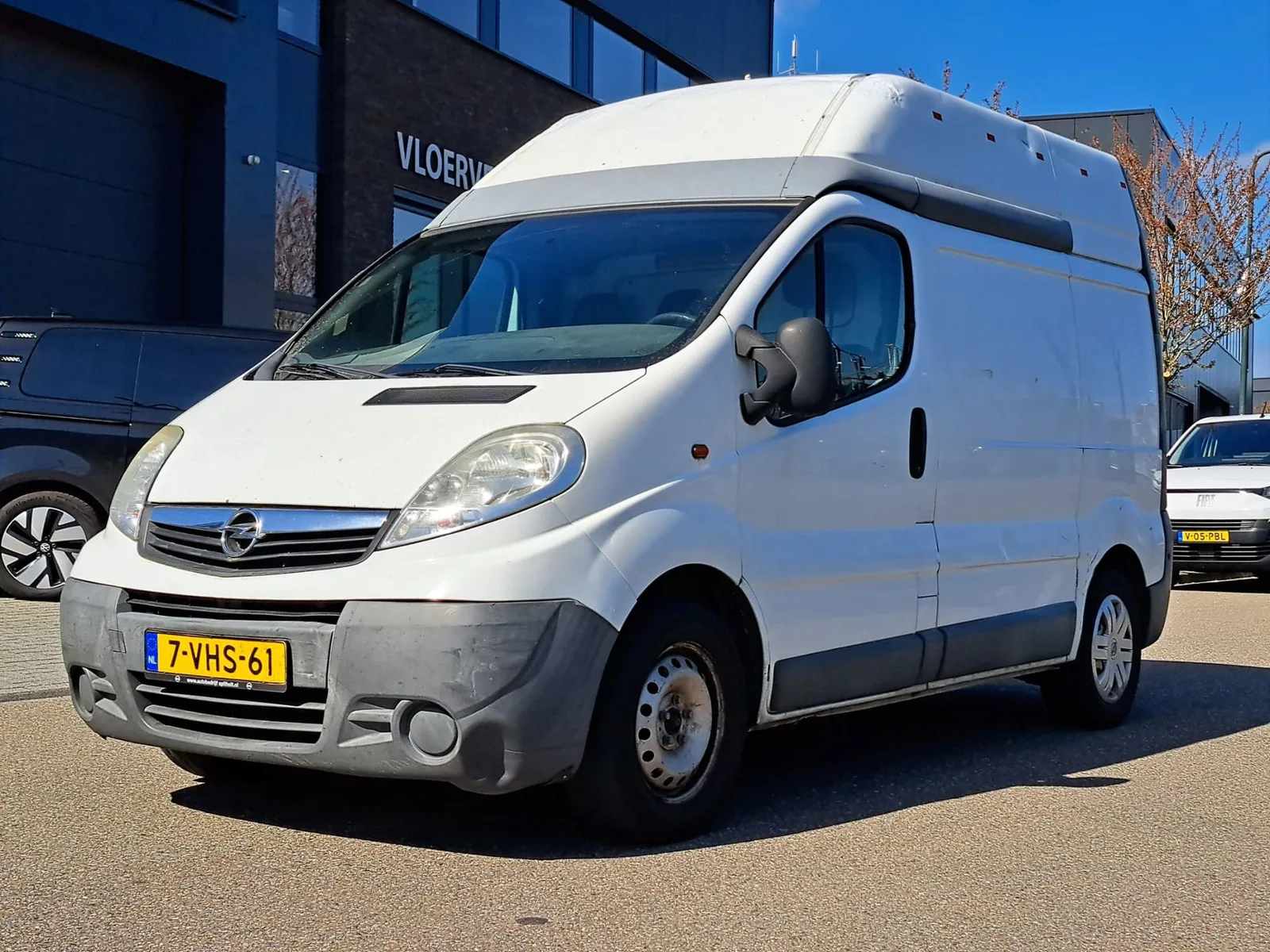 Opel Vivaro (2010) — foto 1