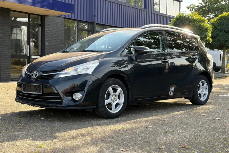 Toyota Verso (2013)