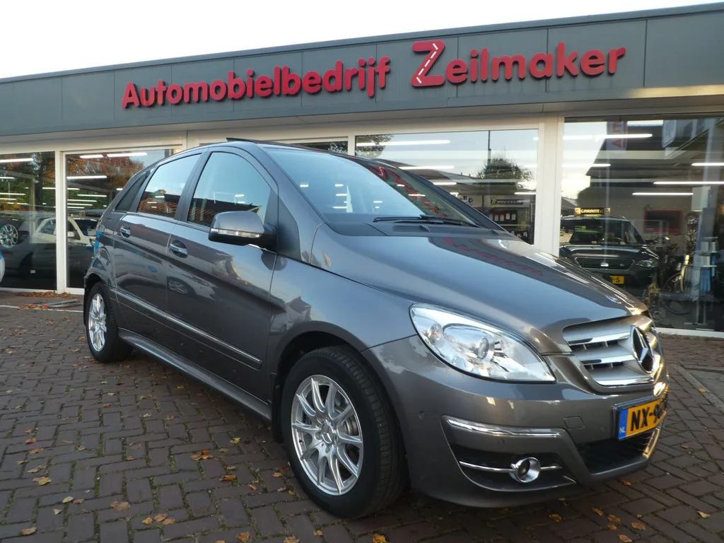 Mercedes-Benz B-Klasse (2010) — foto 1