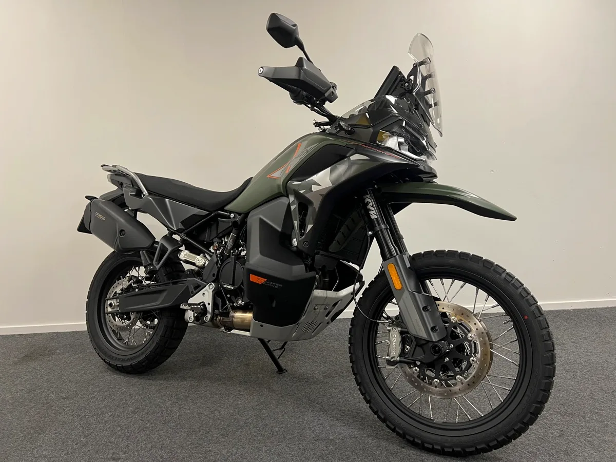 CFMoto 1000 MT-X (2026) — foto 1