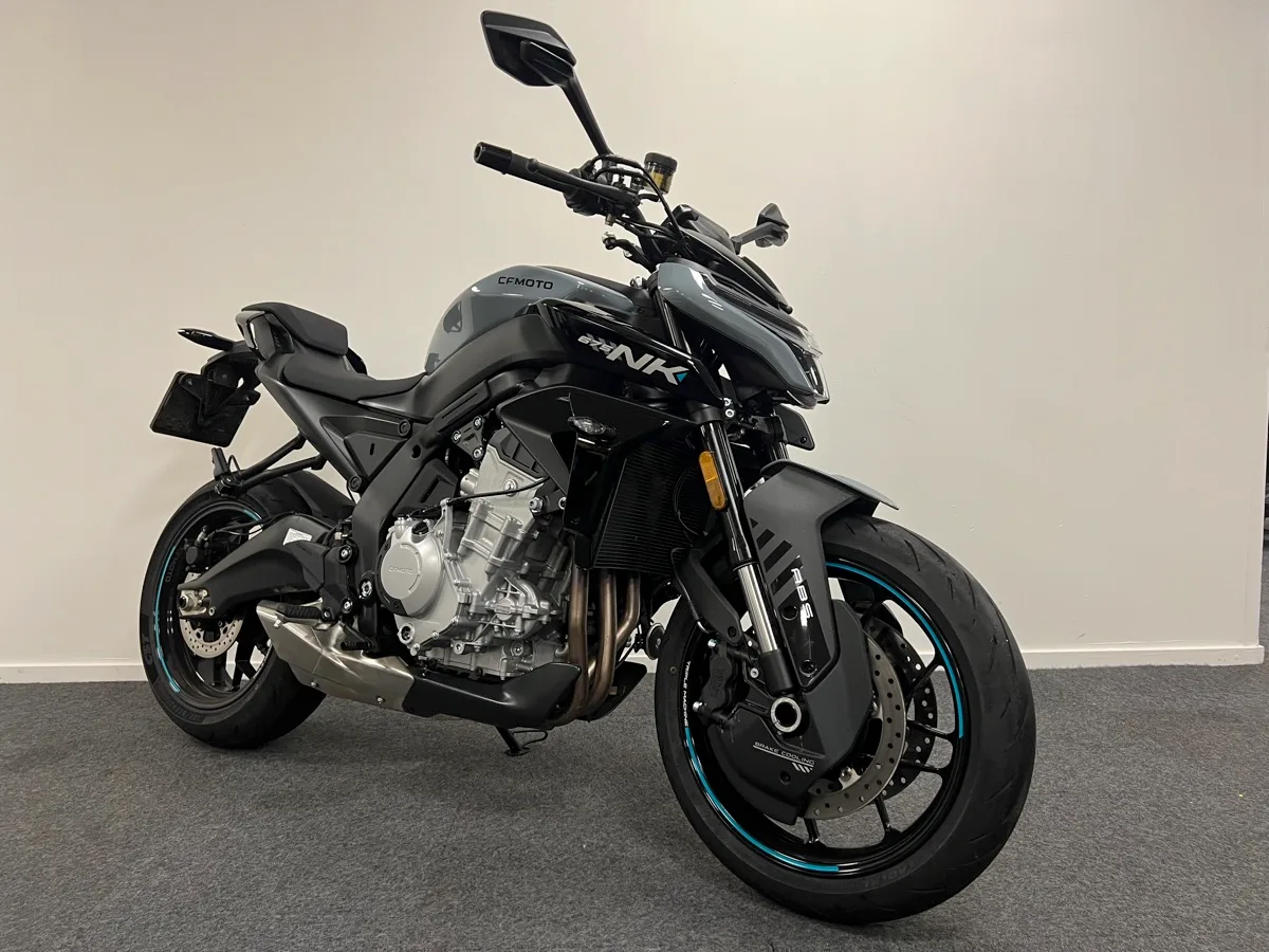 CFMoto 675 NK (2026) — foto 1