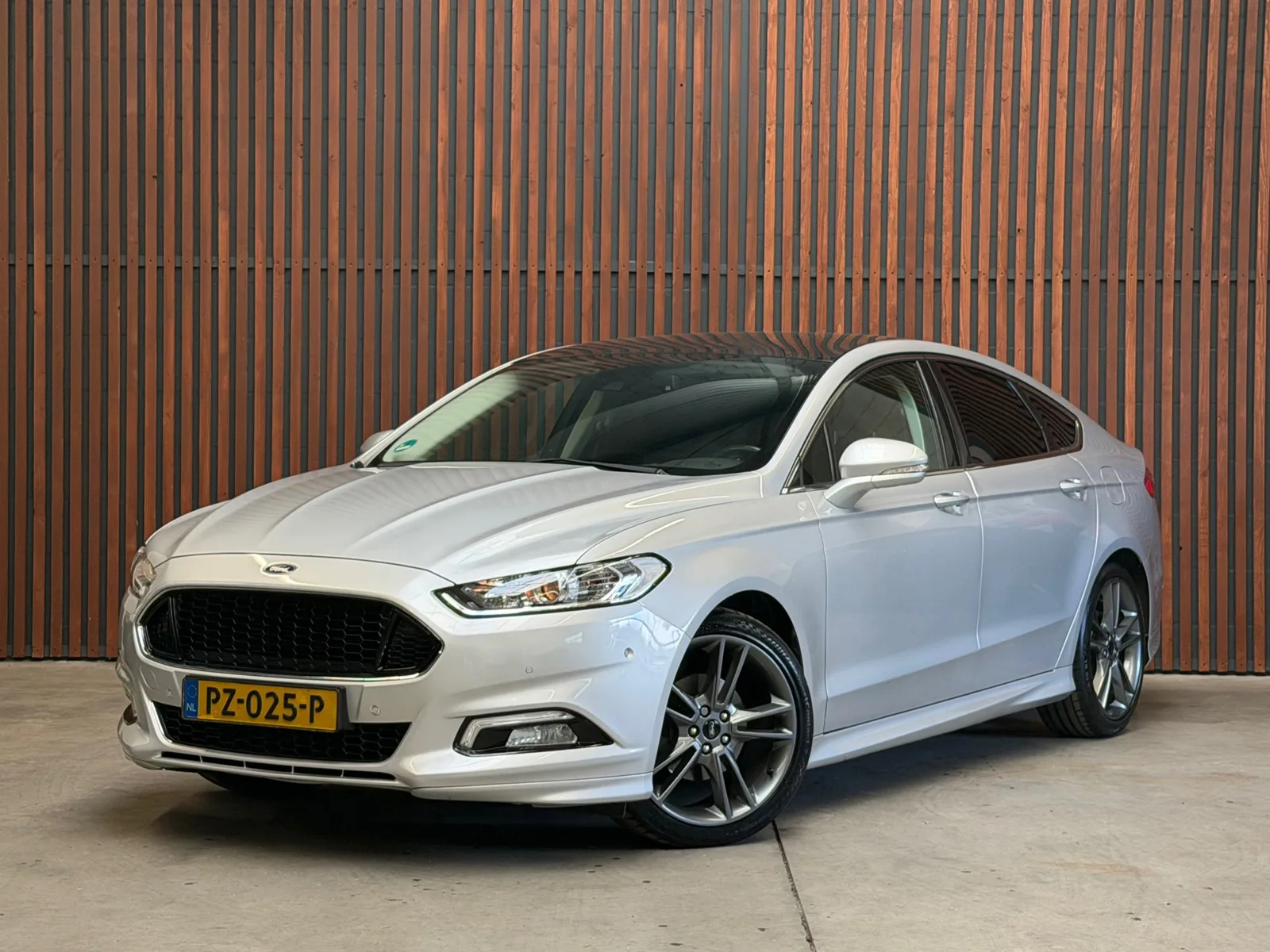 Ford Mondeo (2017) — foto 1