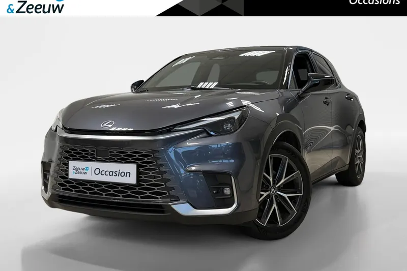 Lexus LBX (2025)