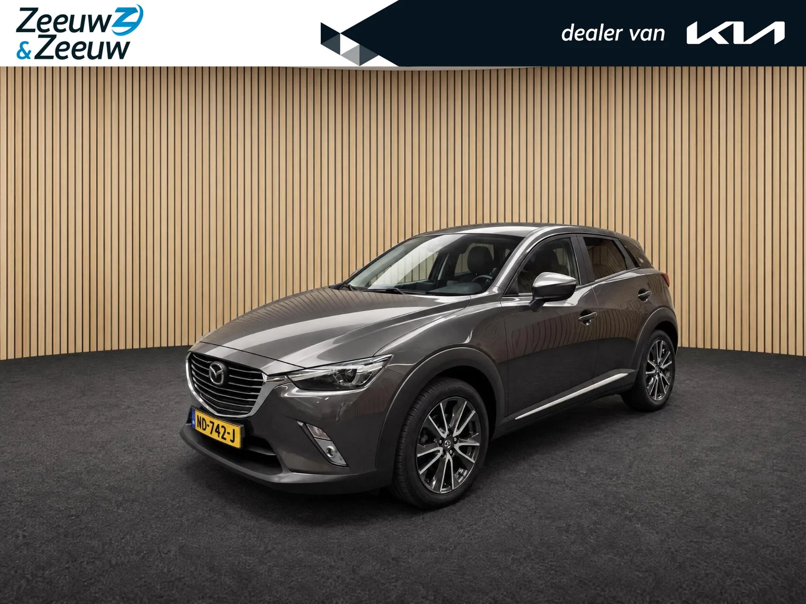 Mazda CX-3 (2017) — foto 1